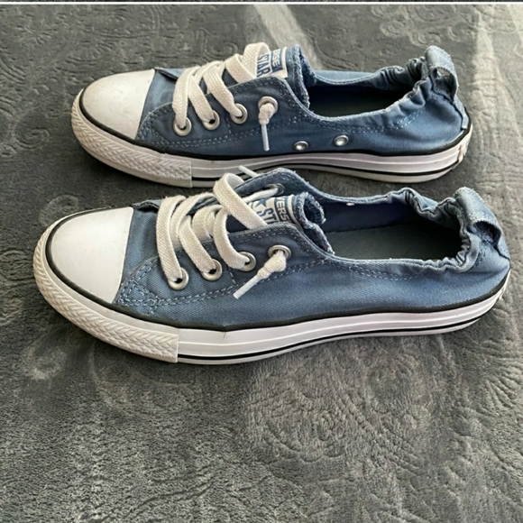 Women’s converse - Picture 2 of 3